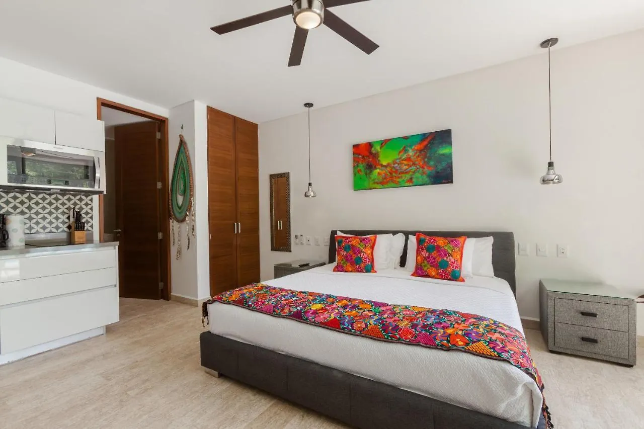 Ideal Retreat In Tulum, Spa & Gym Free! Central Park Tulum Apartment